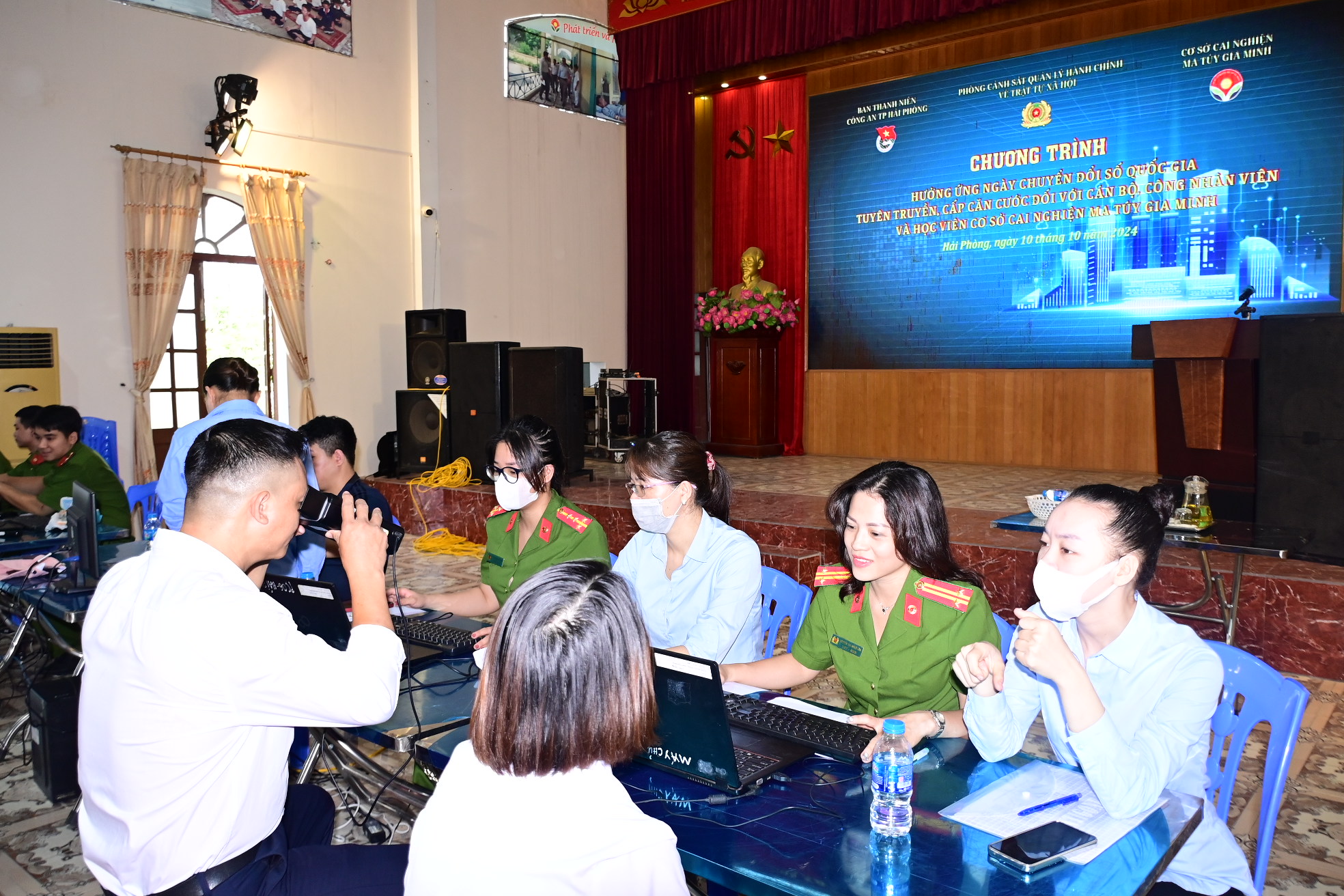 Nhân dân gửi thư cảm ơn Phòng Cảnh sát Quản lý hành chính về trật tự xã hội